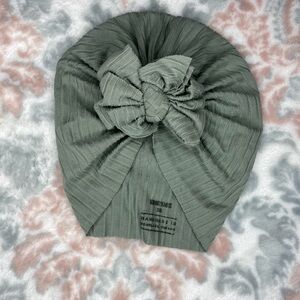 Green Bunny Knots Kids Bow Turban Hat